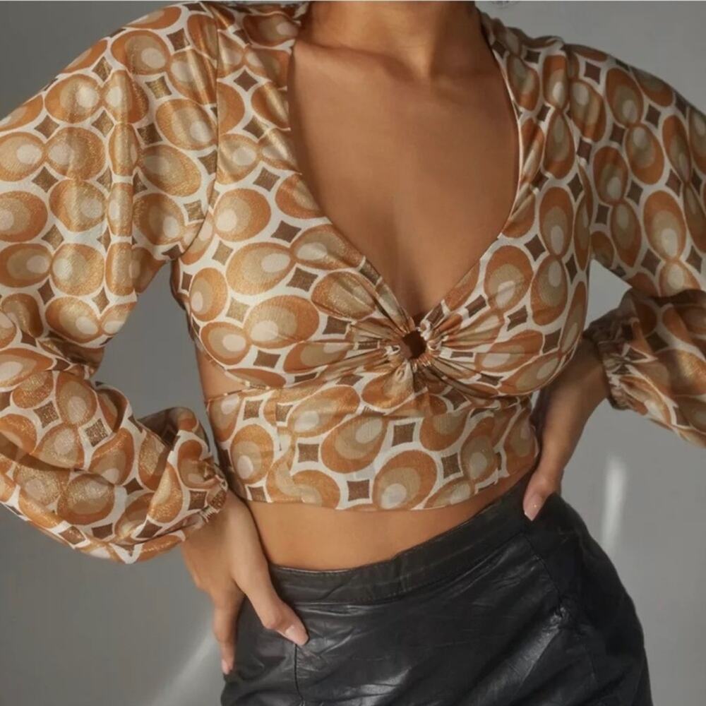 Urban Outfitters UO Top Kary Keyhole Tie-Back Cropped Top Long Sleeves Medium